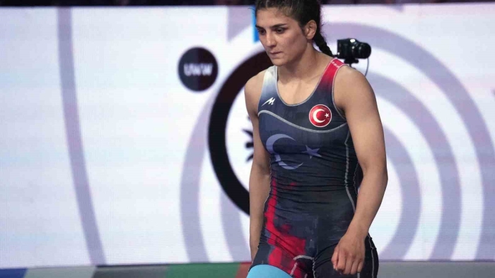 Güreşte Dünya Olimpiyat Elemeleri, İstanbul’da devam ediyor