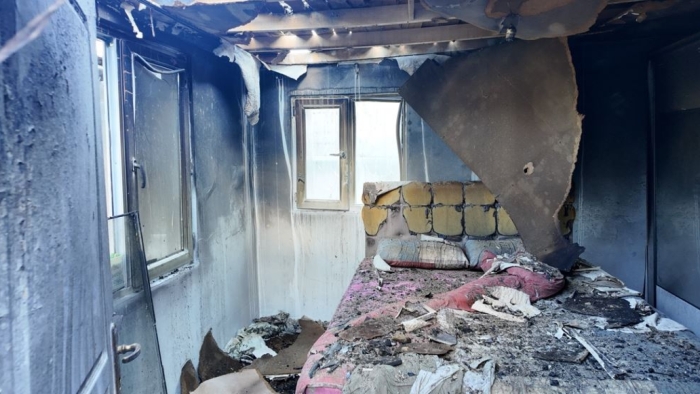 Büyükşehir’den evi yanan vatandaşa yardım eli