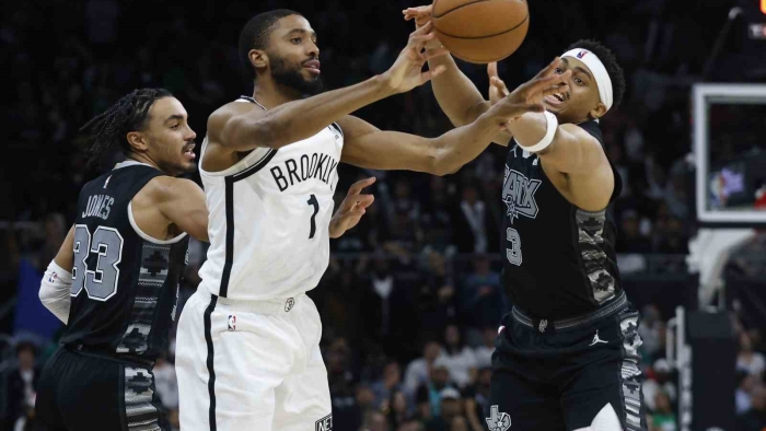 Cedi Osman’ın 10 sayı kaydettiği maçta Spurs, Nets’i uzatmada yendi