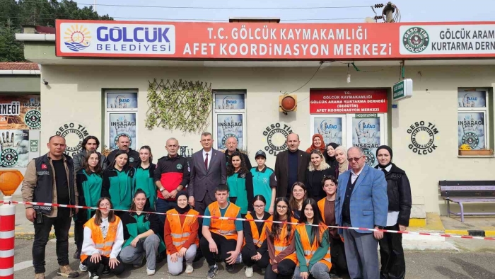Gölcük’te arama kurtarma ekipleri göreve her daim hazır