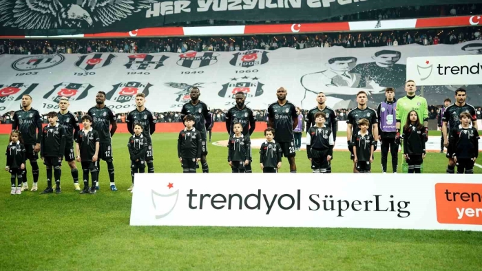Beşiktaş son 10 maçın 8’ini İstanbul’da oynayacak