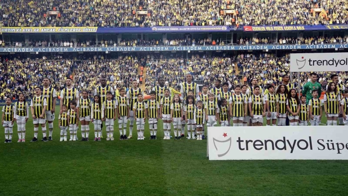 Fenerbahçe 10 yıllık şampiyonluk hasretini sonlandırmak istiyor