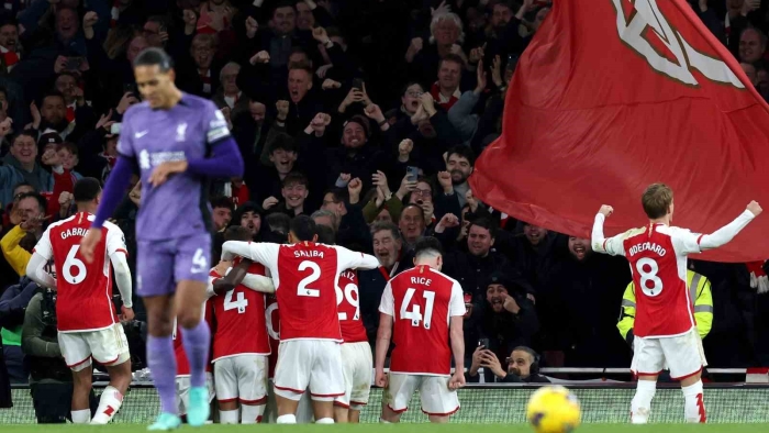 Arsenal evinde Liverpool’u 3-1 ile geçti