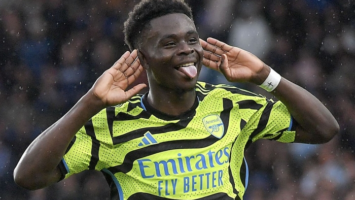 Bukayo Saka, kariyer sezonunu geçiriyor