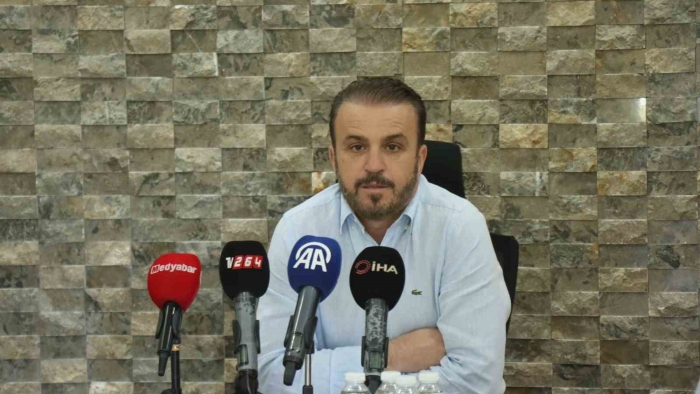 Sakaryaspor Başkanı Genç: "Sezon başında bırakıyoruz diye çocuklarıma söz verdim”