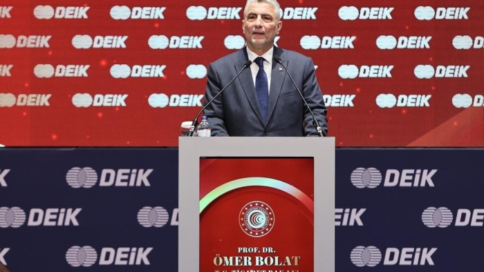 Bakan Bolat: "Bu yılın ilk 19 günlük verilerine göre yıllık bazda 256 milyar dolarlık ihracatın üzerine çıktık”