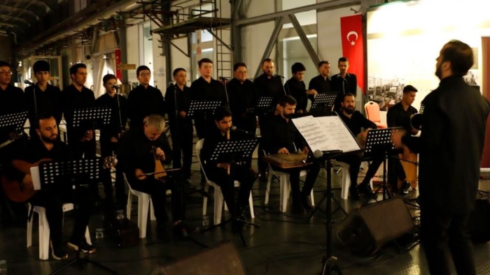 Tasavvuf musikisi gönülleri mest etti