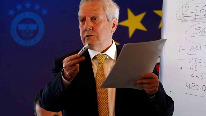 Aziz Yıldırım: "Fenerbahçe camiası, FETÖ’ye savaş açmış ve kazanmış bir camiadır"
