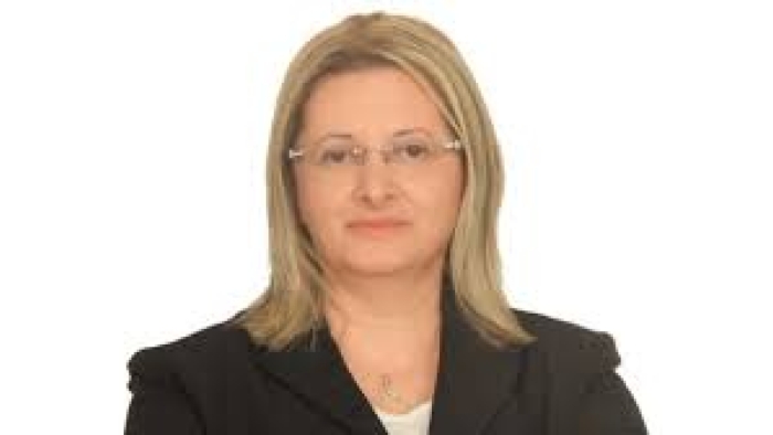 SEVİNÇ AZERİ’DEN TARİHİ TAAHHÜT: “MAAŞ YOK, ESNAFIN ÇOCUKLARINA BURS VAR”