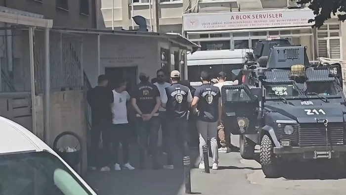 Leman dergisi soruşturmasında gözaltına alınan 4 şüpheli adliyeye sevk edildi